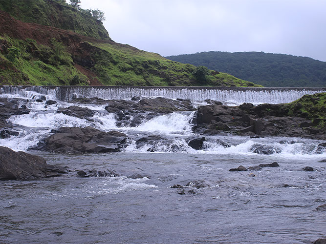 Manoli Dam,Amba